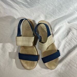 Charleston Shoe Company Women's Size 7 Navy Blue Cork Wedge Sandal Cooper